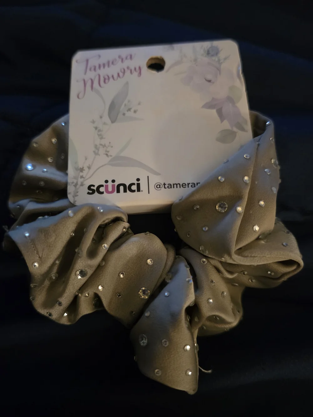 scünci Olive Green Rhinestone Scrunchie